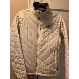 Women’s white The North Face lightweight jacket